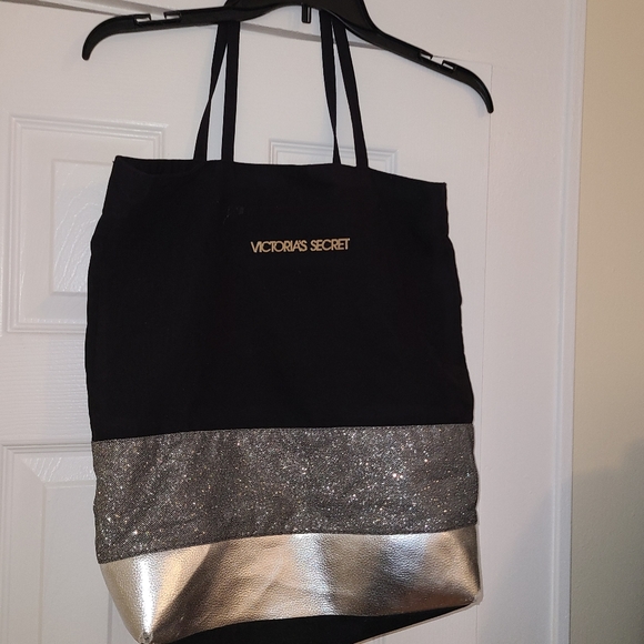Black Tote Victoria's Secret bag - Picture 1 of 3